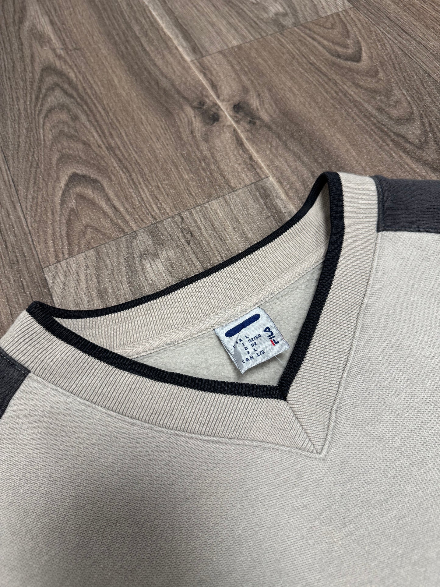 Vintage Fila Beige Sweatshirt