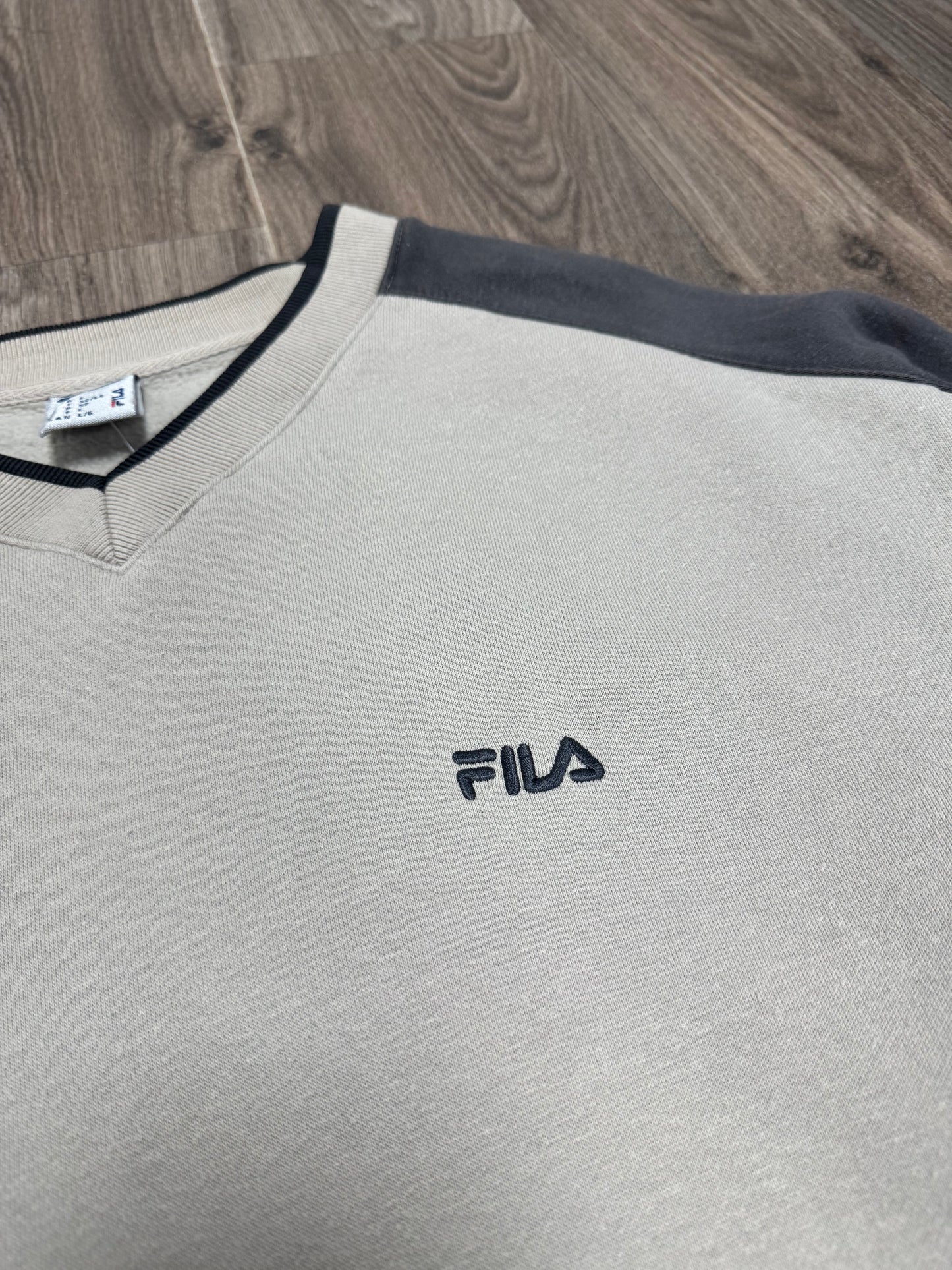 Vintage Fila Beige Sweatshirt