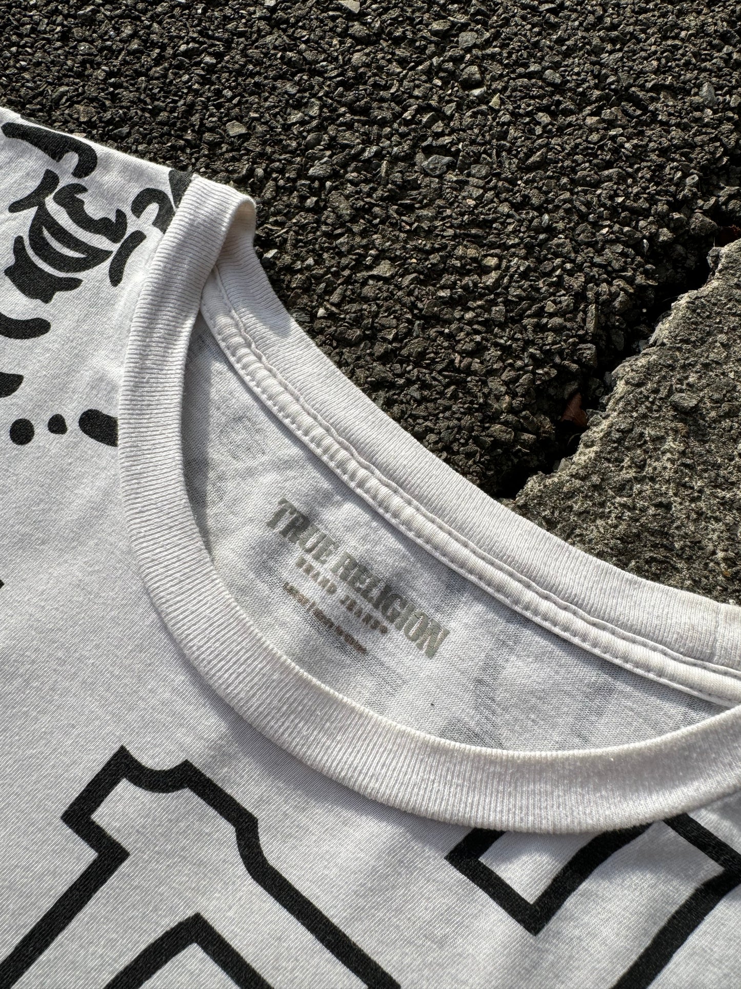 True Religion White Print Tshirt