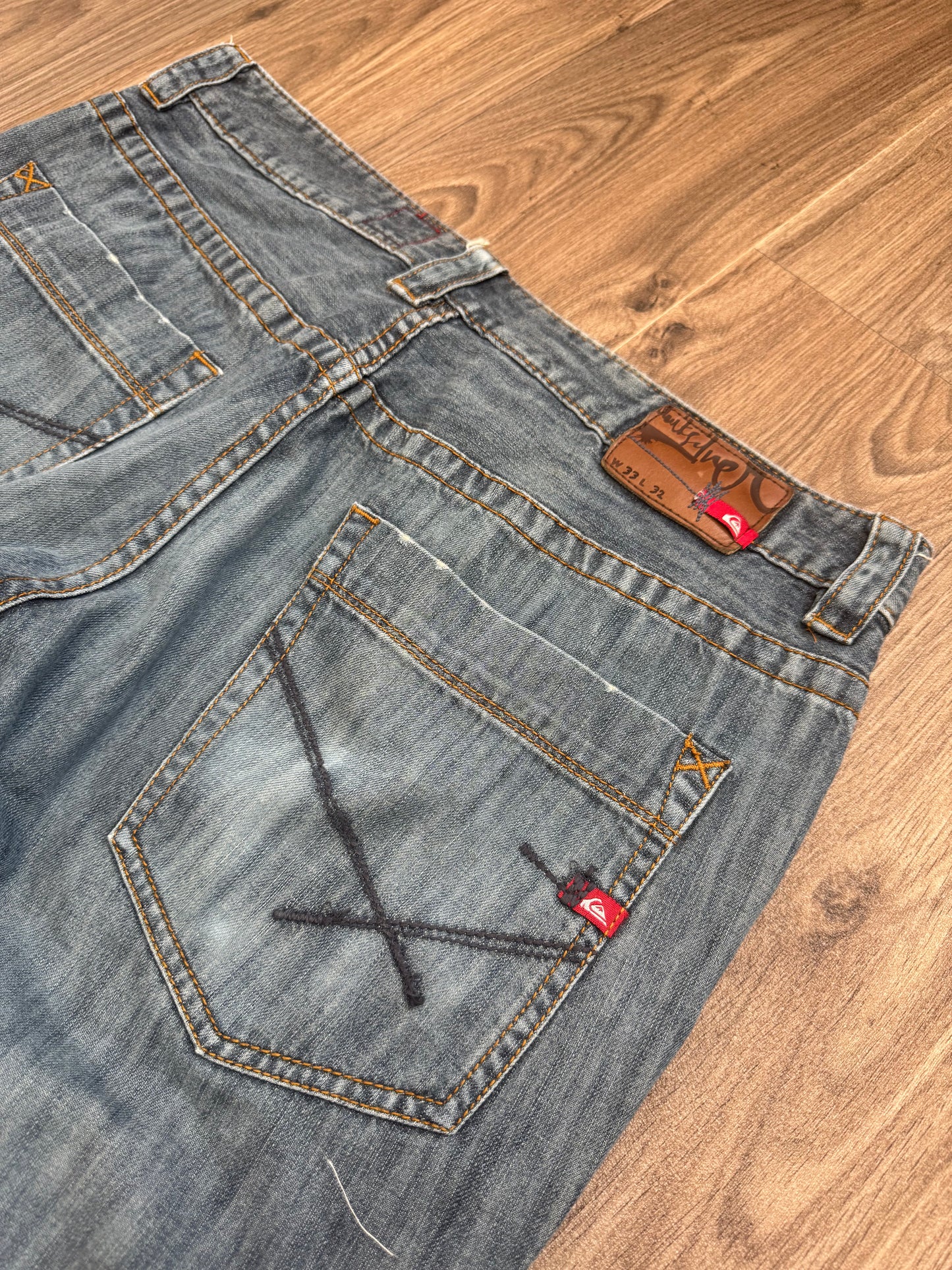 Quiksilver Embroidered Y2K Jeans