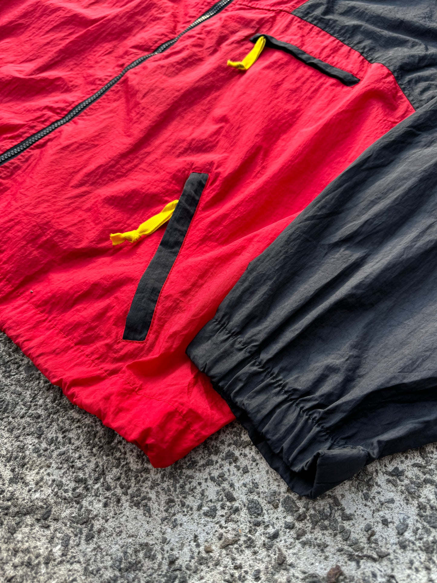 Vintage Marlboro Adventure Windbreaker