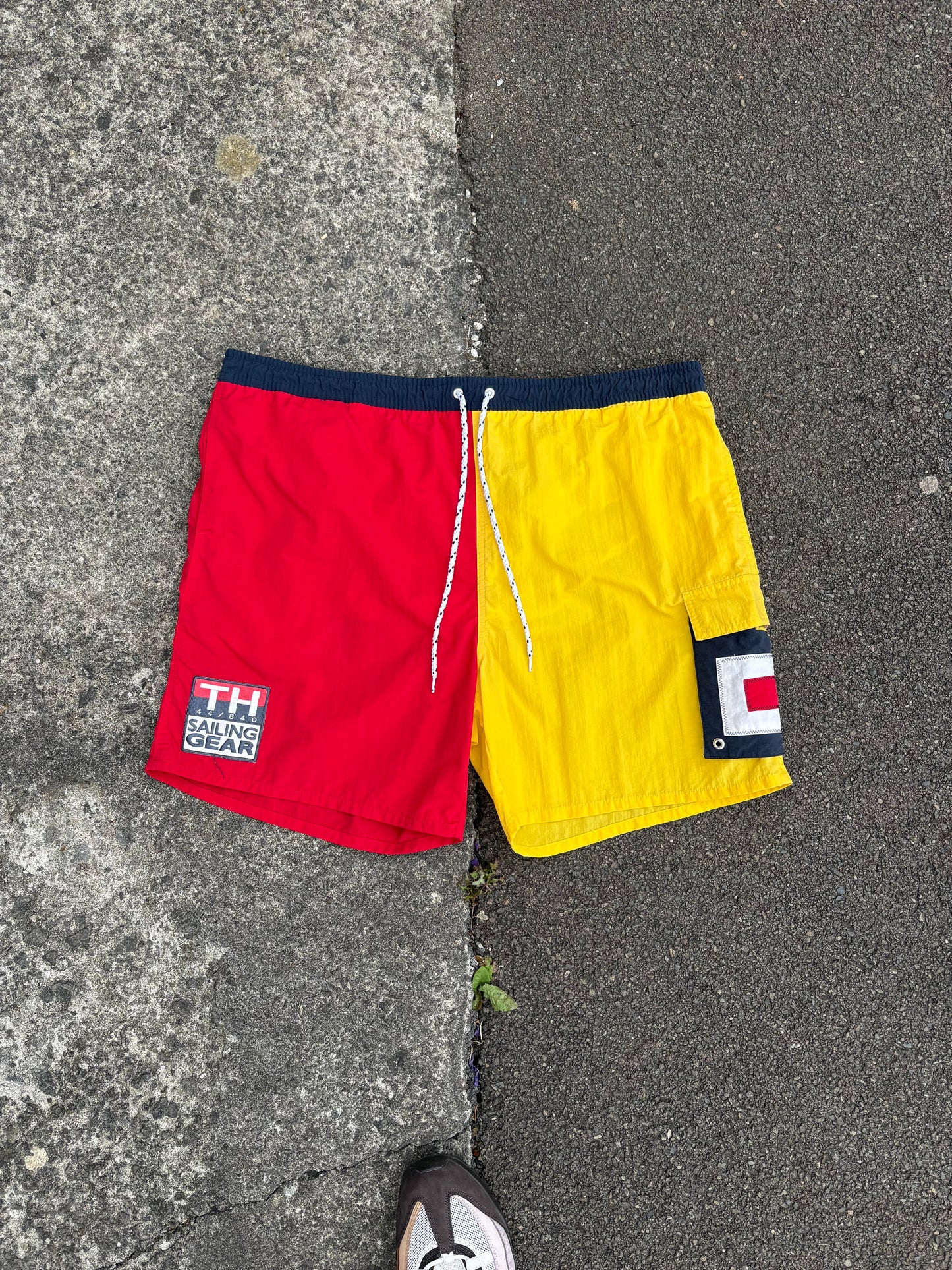 Vintage Tommy Hilfiger Sailing Shorts
