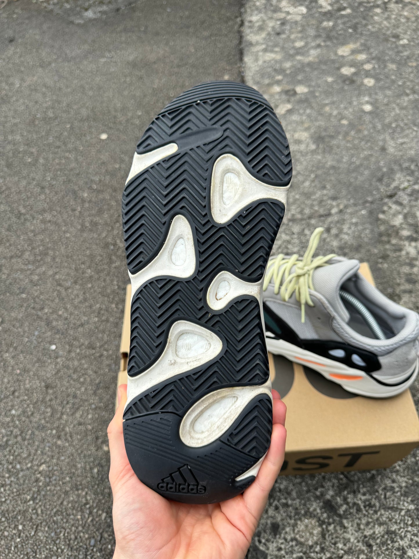 Yeezy 700 Waverunner