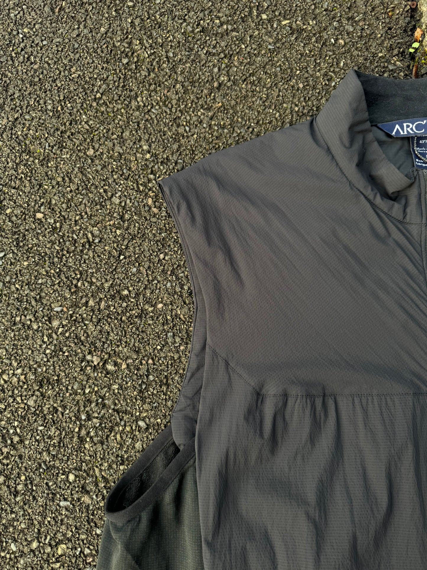 Arcteryx Black Atom Vest