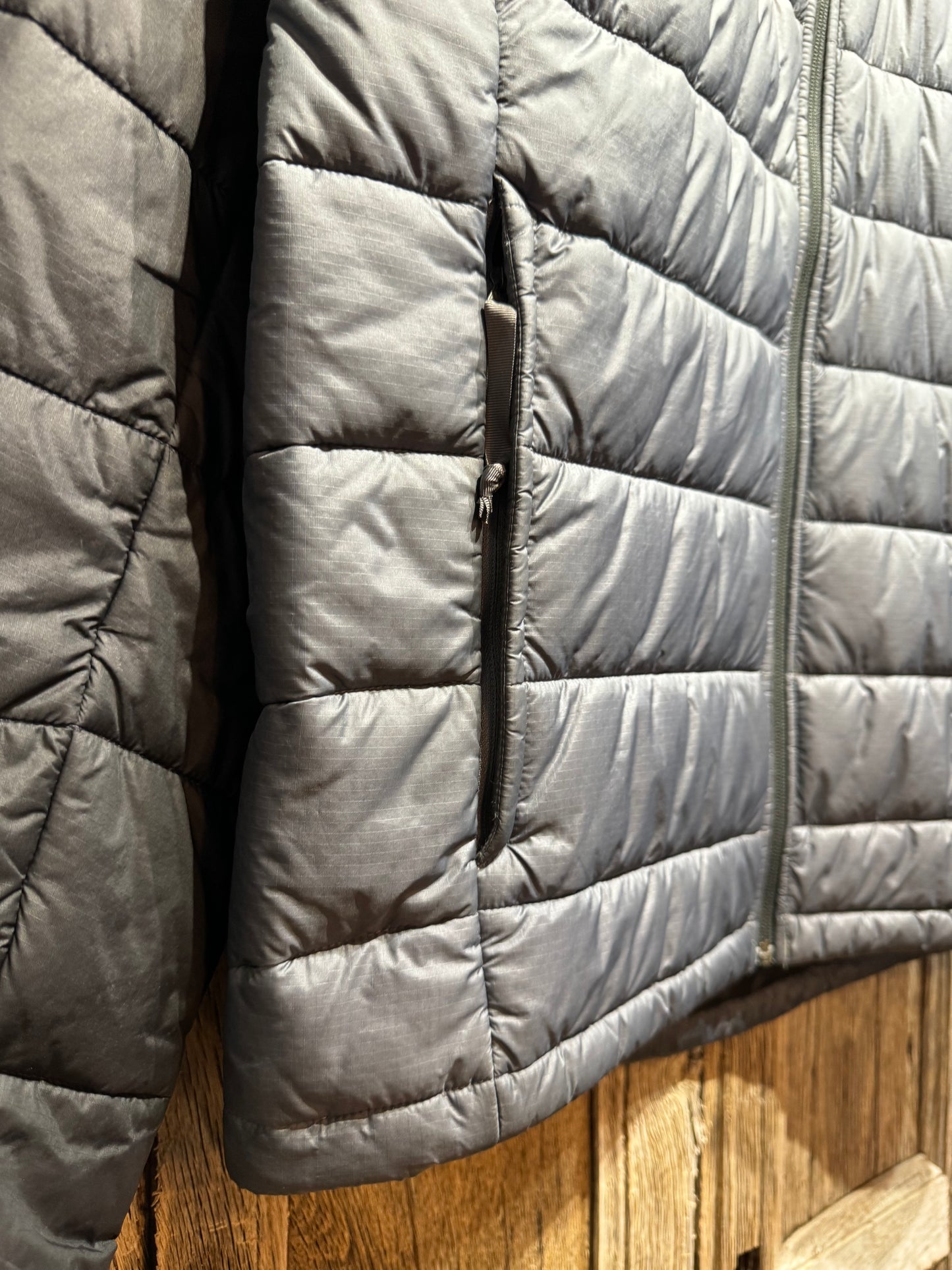 Grey North Face Synthetic Puffer Jacket