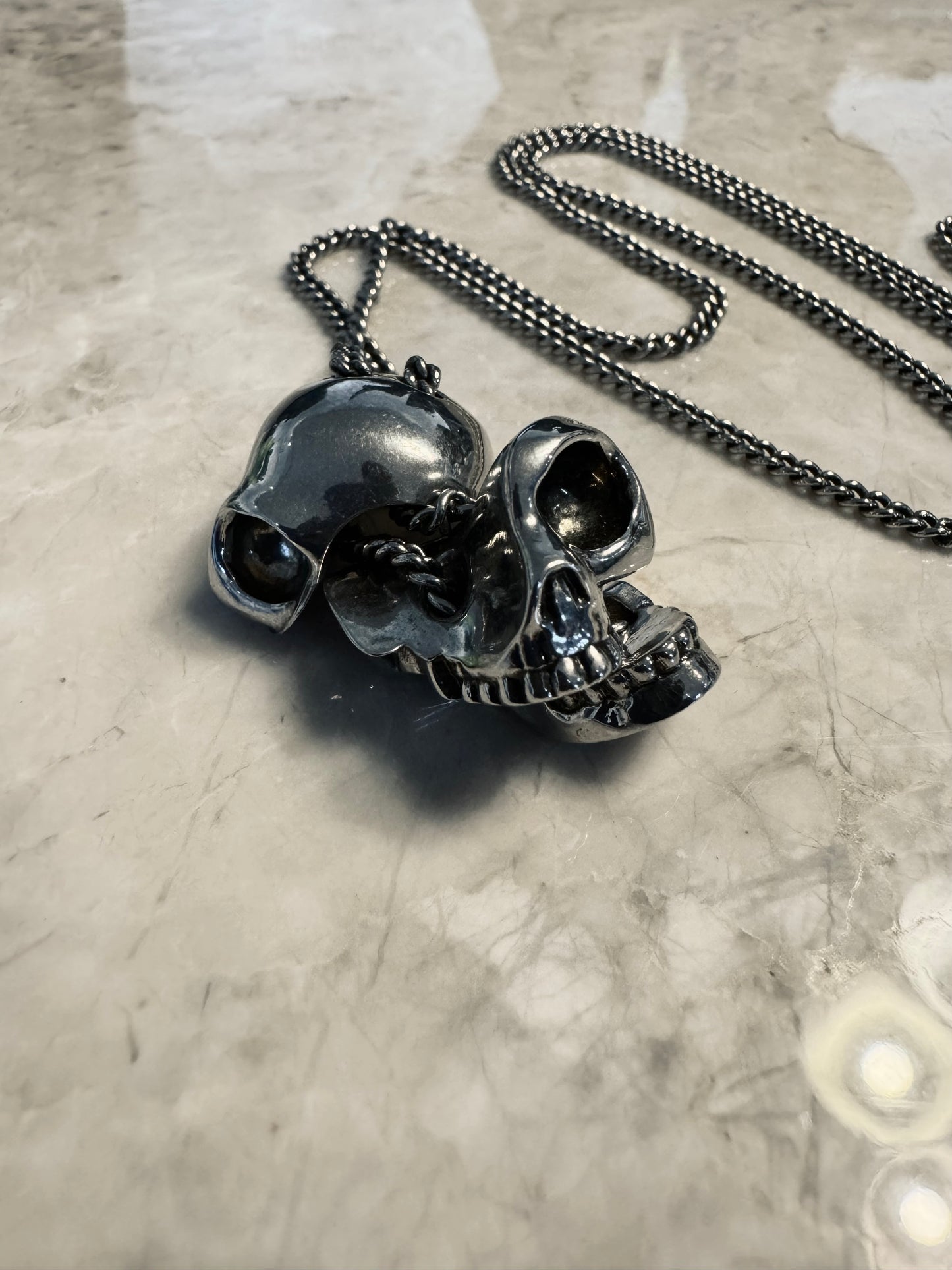 Alexander McQueen Skull Pendant Necklace