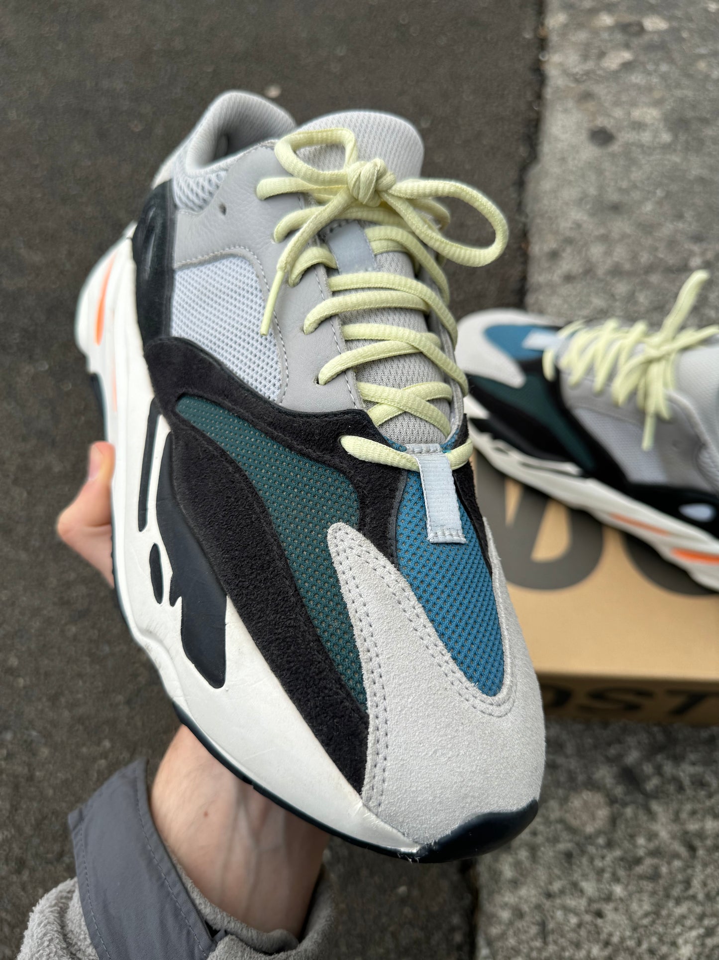 Yeezy 700 Waverunner