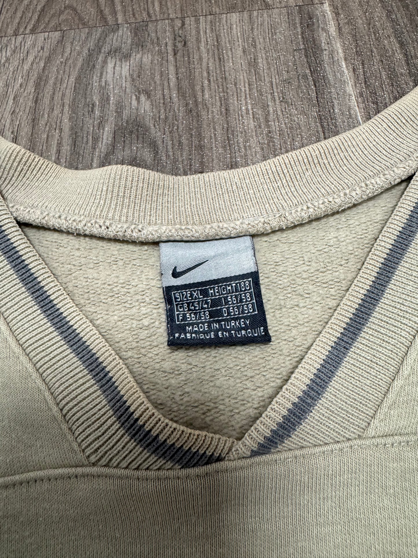 Vintage Beige Nike Sweatshirt