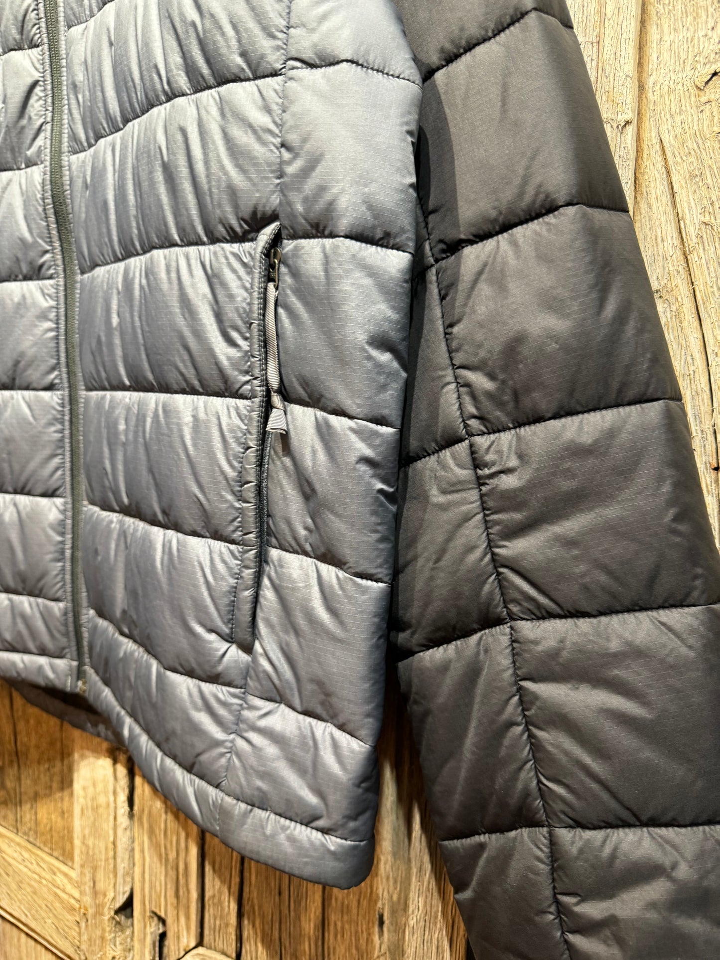 Grey North Face Synthetic Puffer Jacket