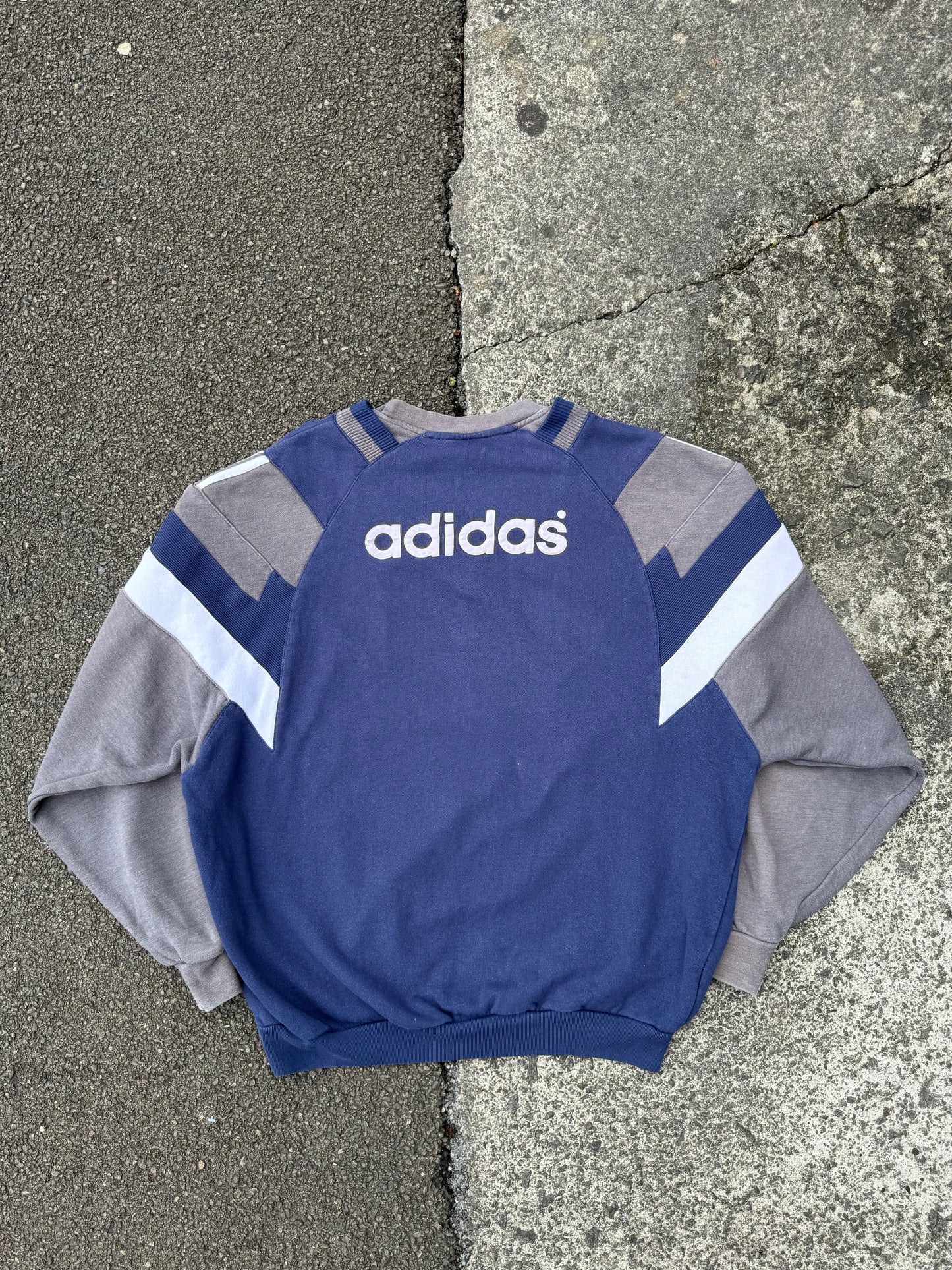 Vintage Adidas Sweatshirt