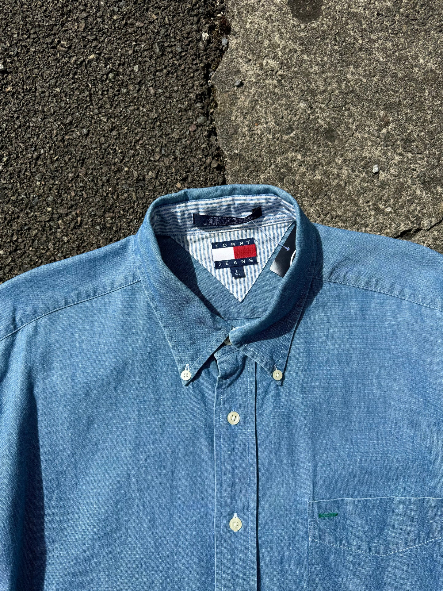 Vintage Tommy Jeans Button Shirt