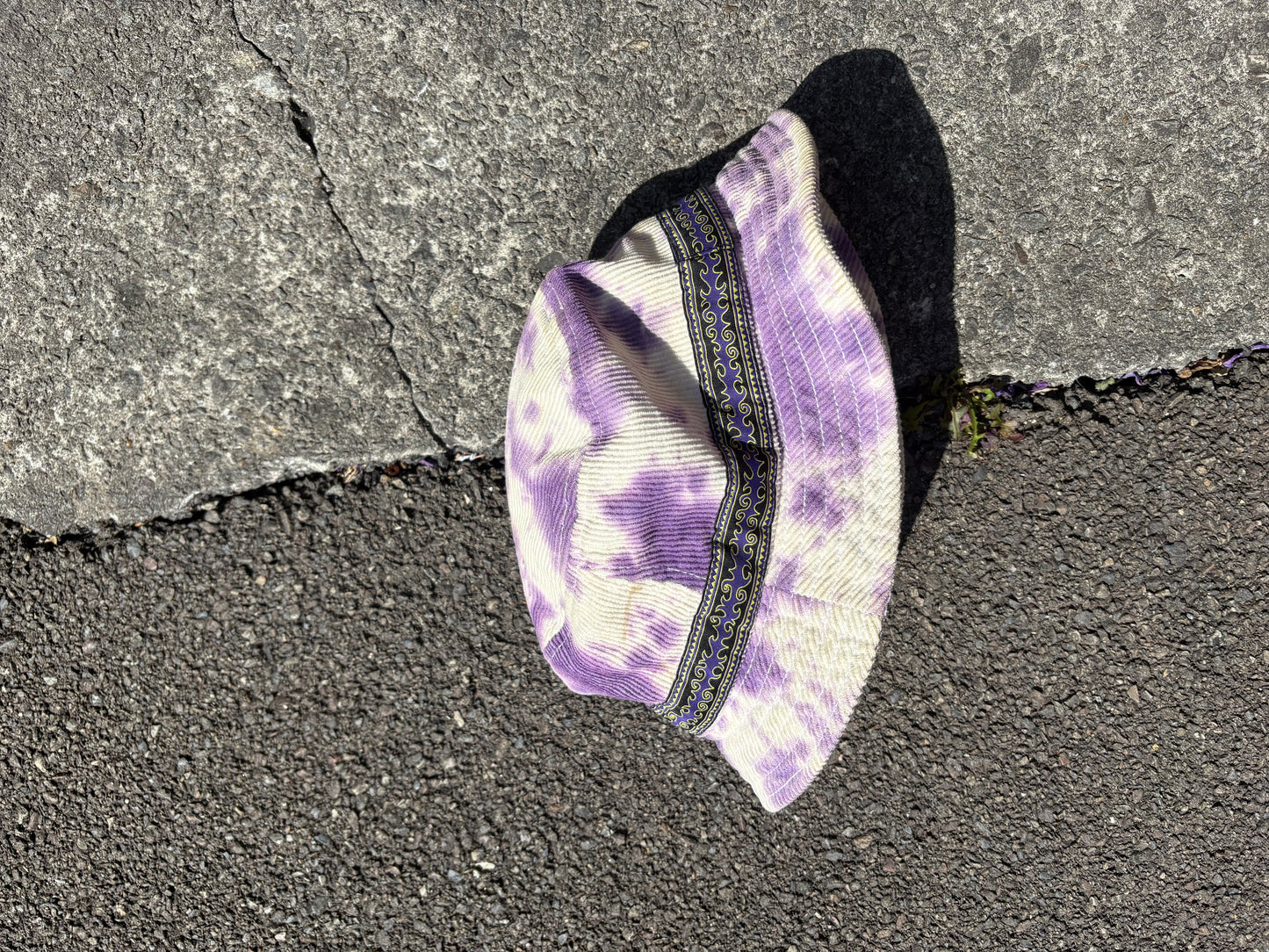 Quiksilver Tie-dye Bucket Hat