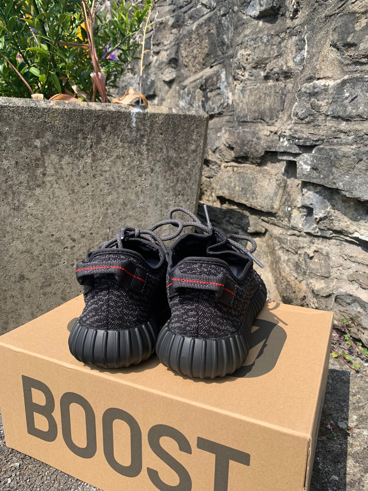 Adidas Yeezy Boost 350 Pirate Black 🔥