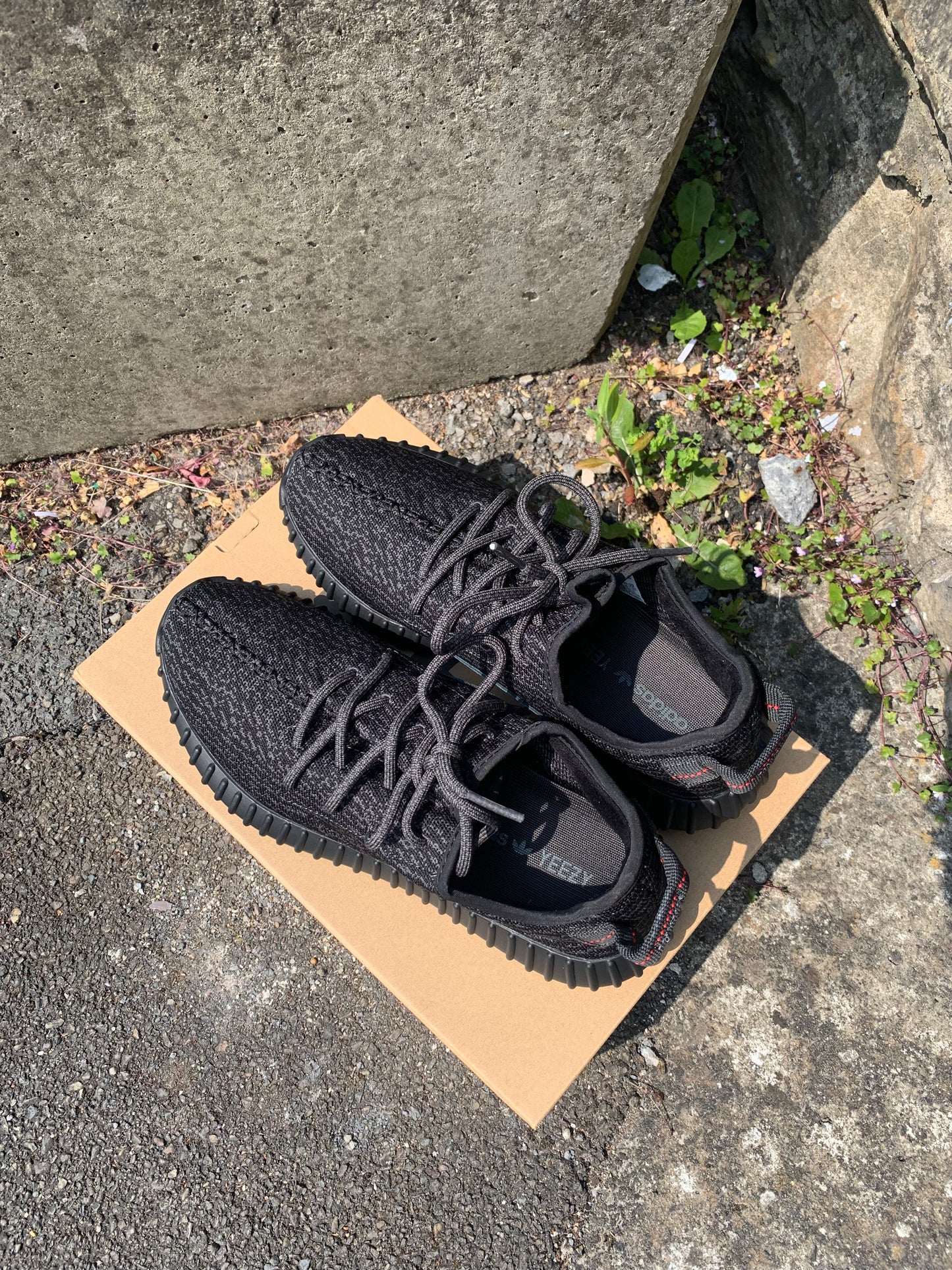Adidas Yeezy Boost 350 Pirate Black 🔥
