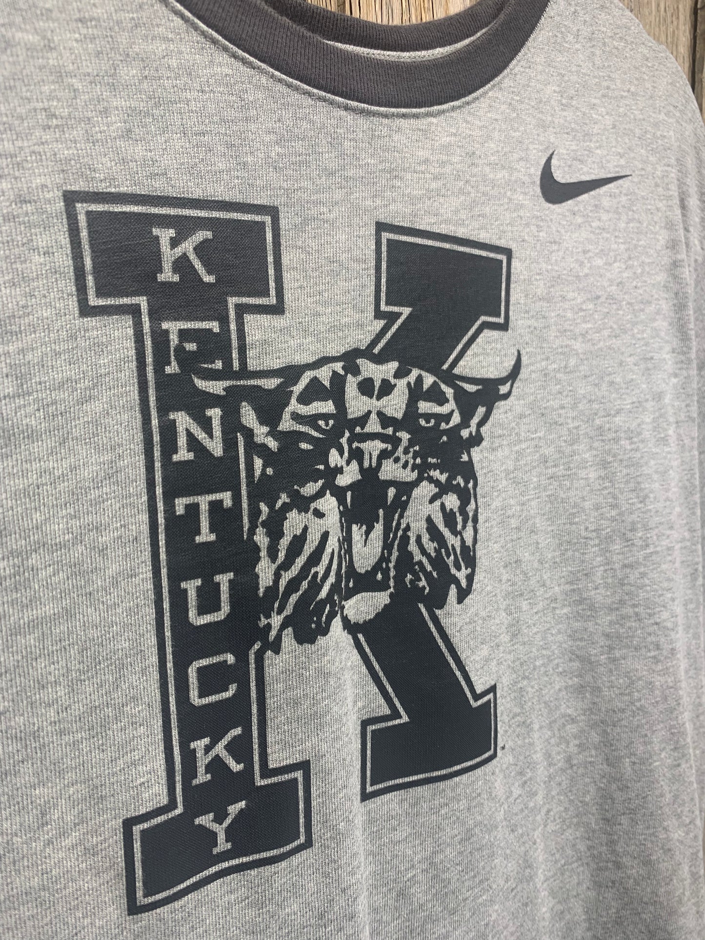Vintage Grey Nike Kentucky TigerT